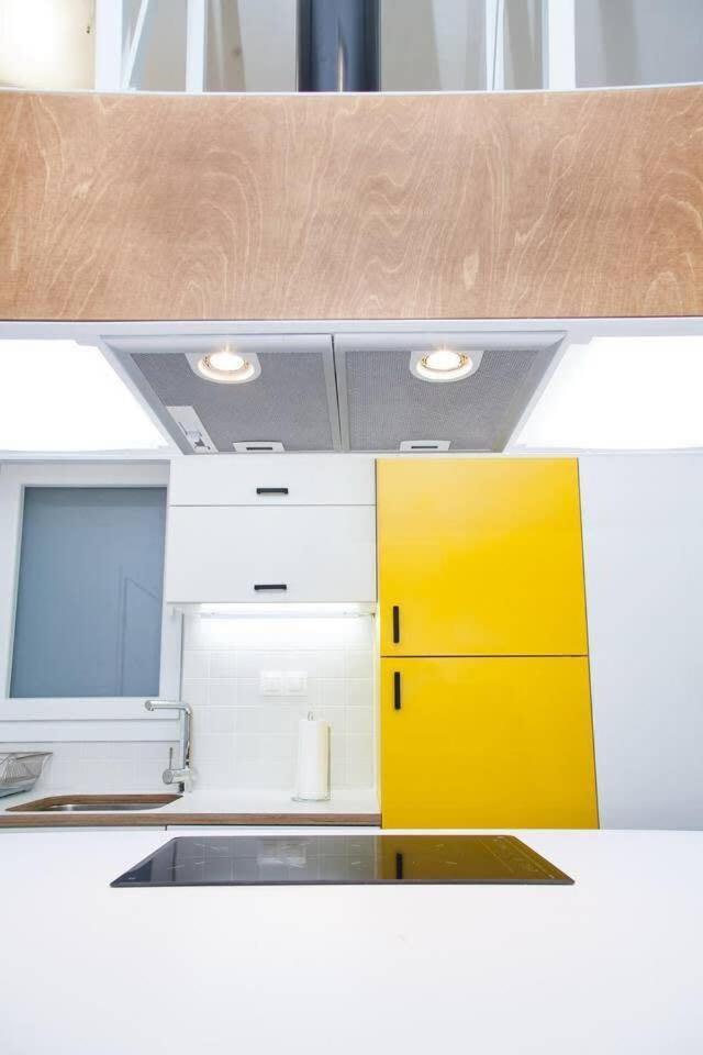 Fully Renovated, Modern Beauty In Central Athens! 외부 사진